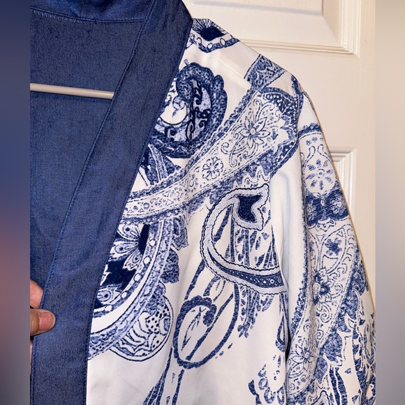 Womens Jacket Reversible Blue White Paisley Open Bohemian Short Cuff Sleeves - Picture 2 of 8